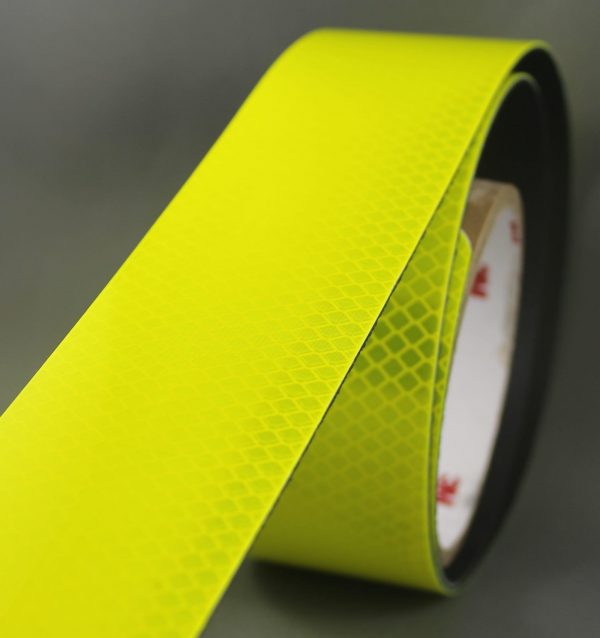 3M-4083-Fluoro-Yellow-Green-Reflective-Magnetic-Stripe-50mmx1m
