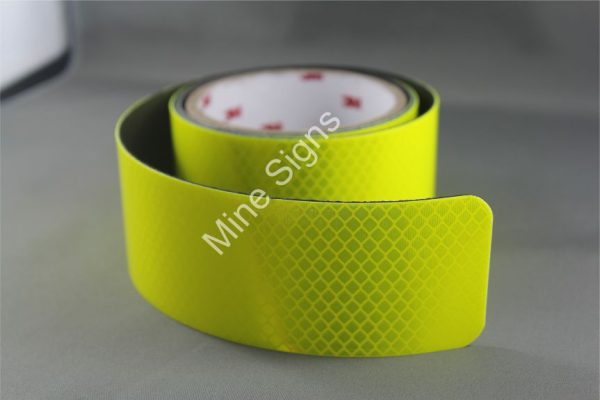 3M Diamond Grade Class 1 Reflective with Magnetic Backing (FYG Roll)